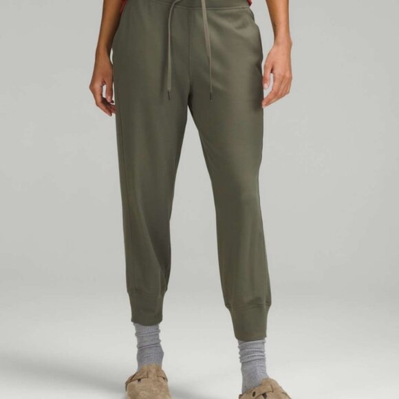 Lululemon Ready to Rulu High-Rise Cropped Jogger Army Green - Picture 3 of 11